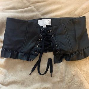 Corset crop top